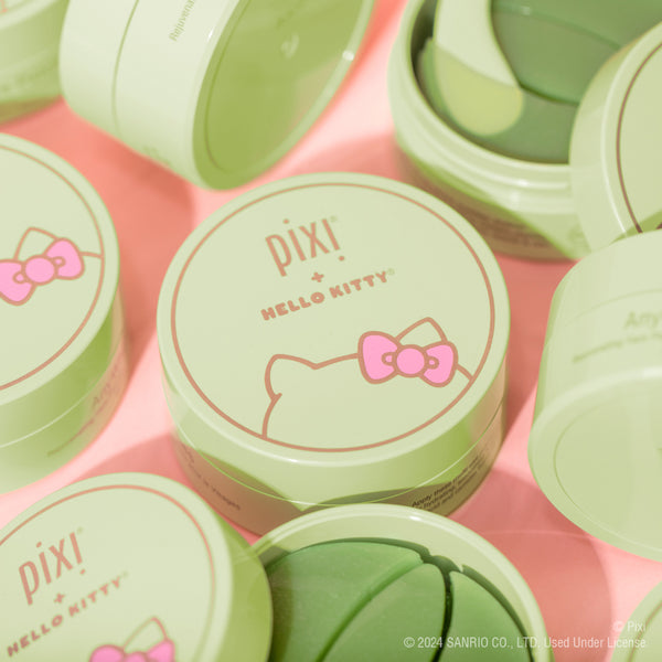 Pixi + hotsell Hello Kitty Makeup Bundle